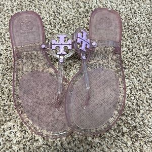NEW Mini Miller thong jelly sandals